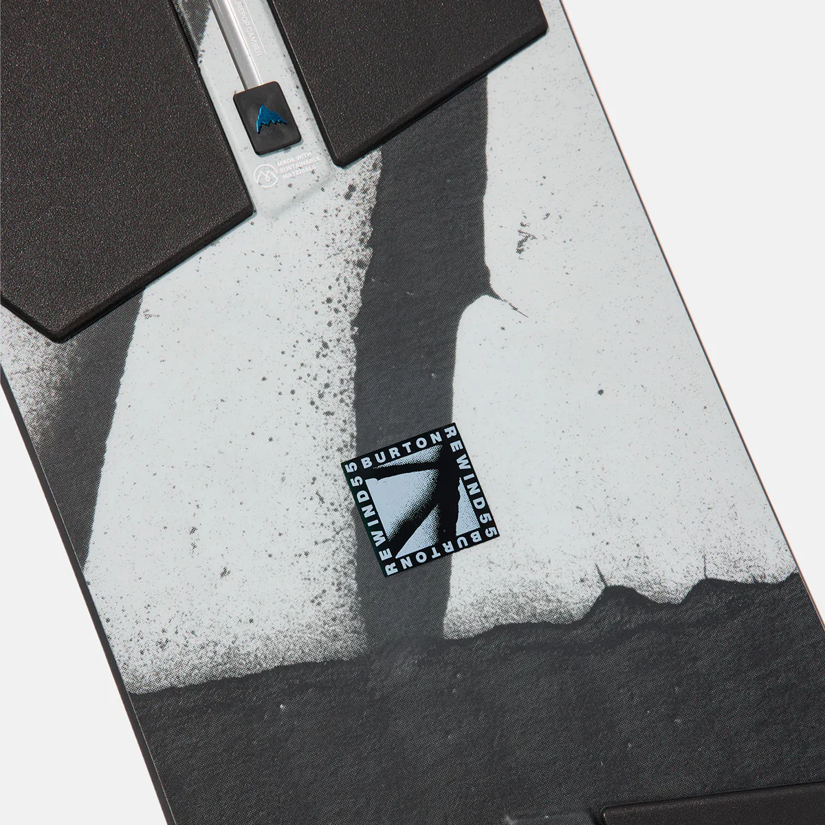 Burton Rewind Camber Snowboard Spray Paint 155cm - Image 3