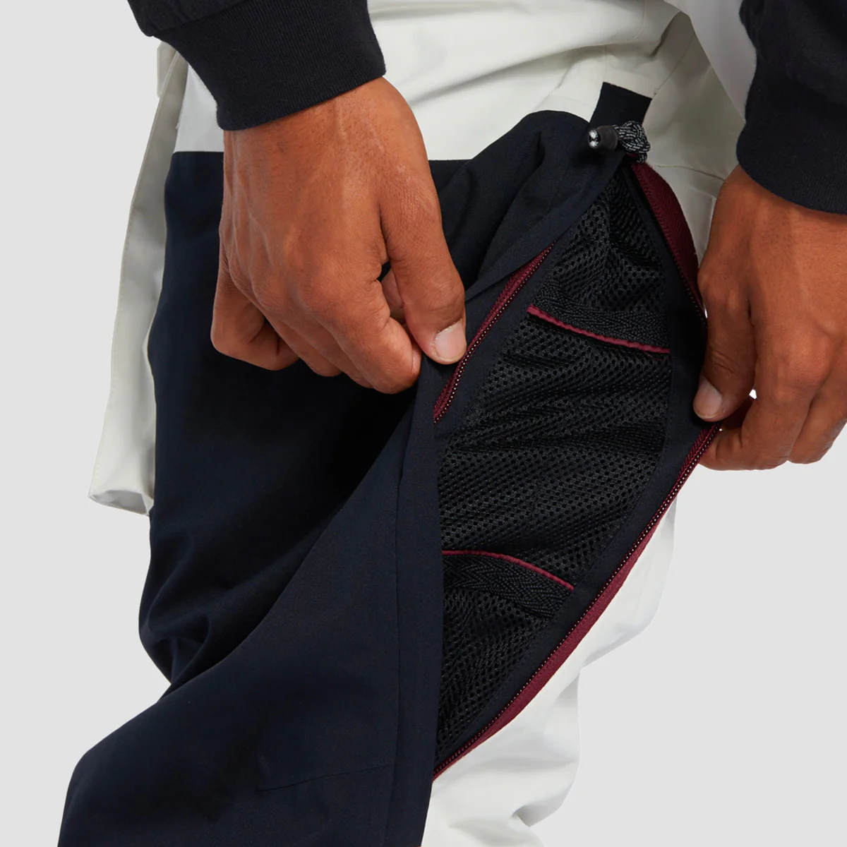 DC Brigade 45K Snow Bib Pants Silver Birch - Image 4