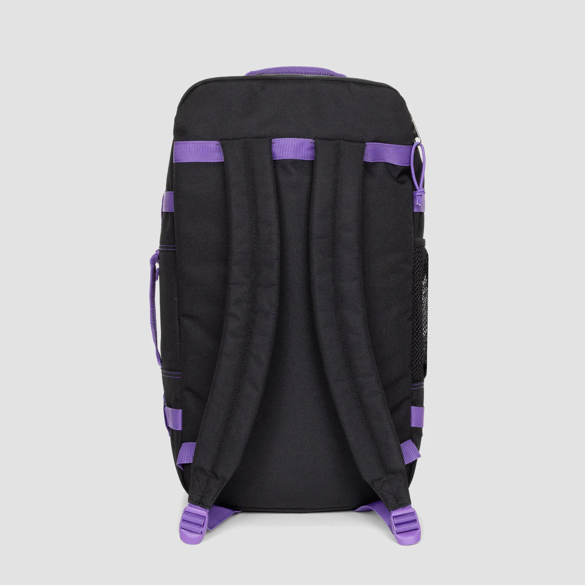 Eastpak Carry Pack 30L Duffle Bag Kontrast Vineyard - Image 2