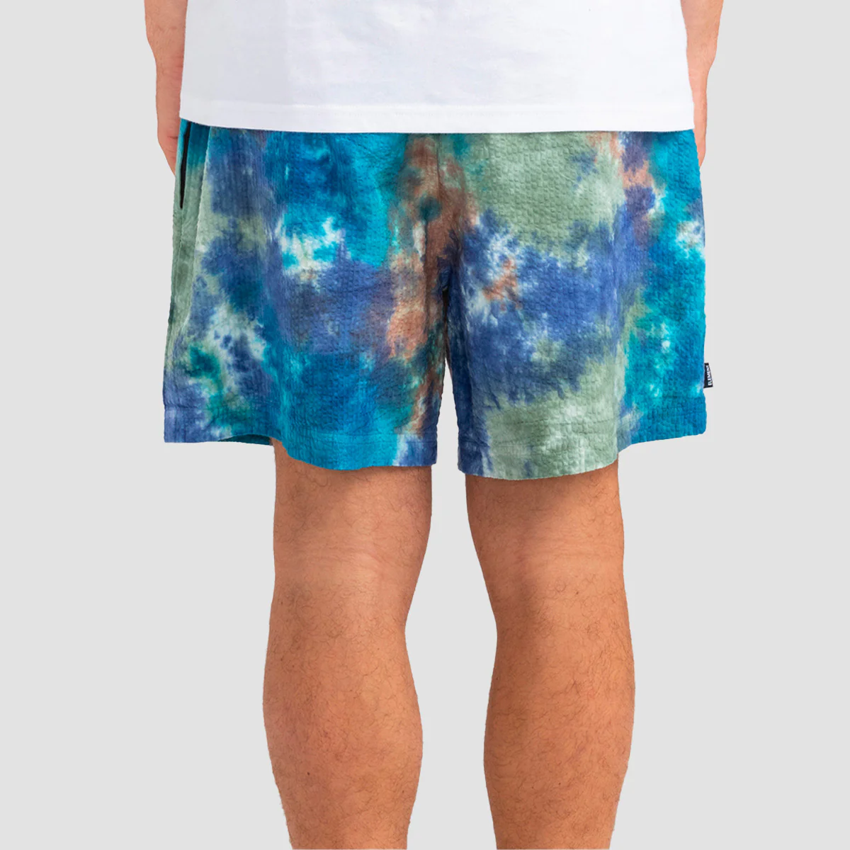 Element Wander Tie Dye 18" Shorts Dark Magma - Image 2
