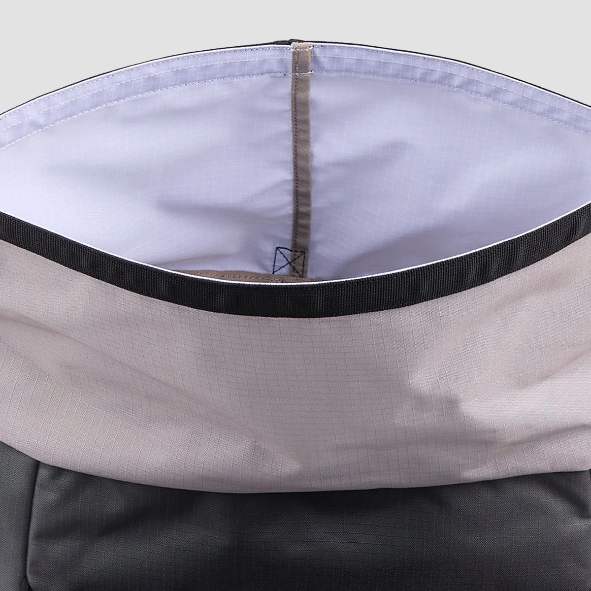 Quiksilver New Secret Sesh 37L Surf Backpack Grape Leaf - Image 3