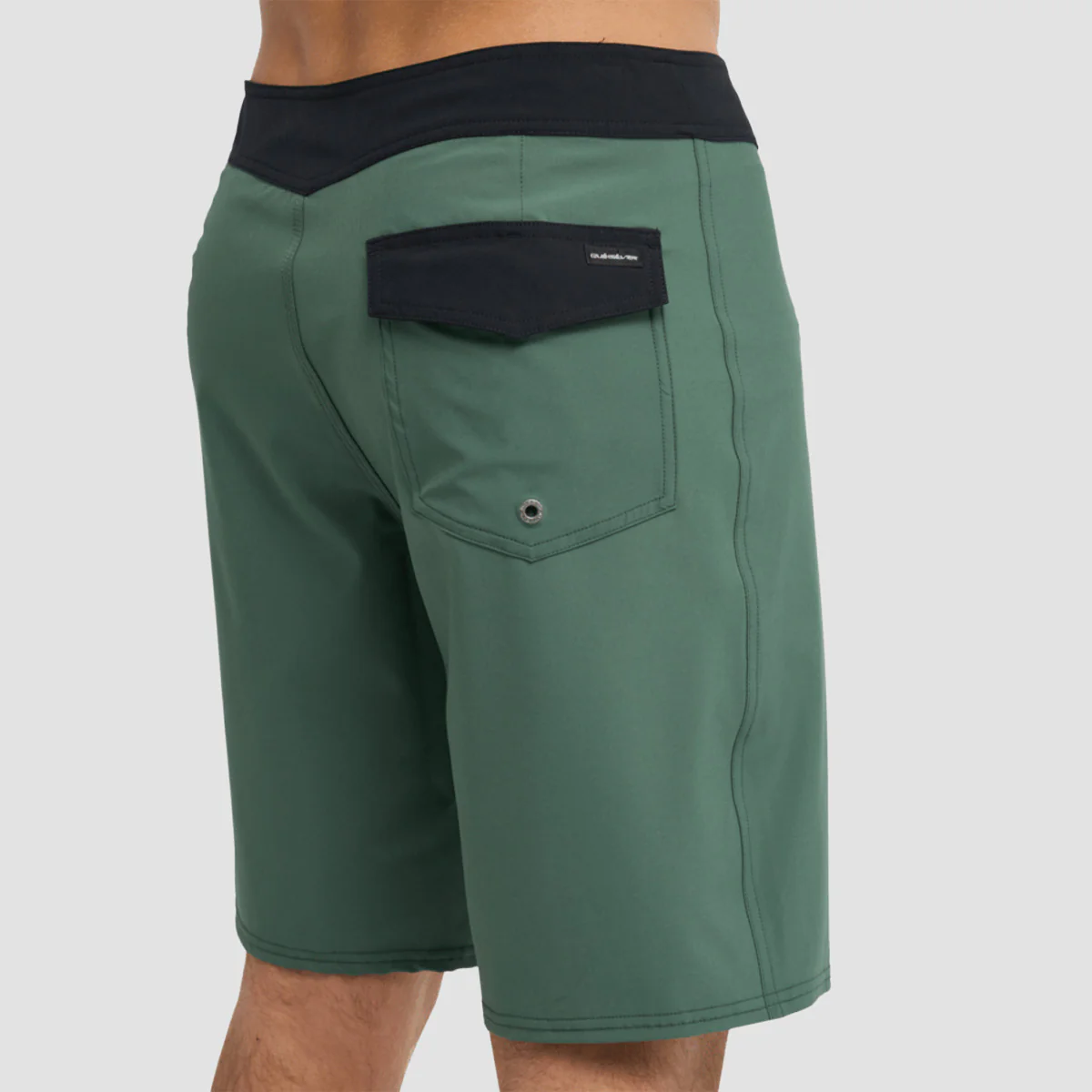 Quiksilver Surfsilk Kaimana 20" Boardshorts Forest - Image 2