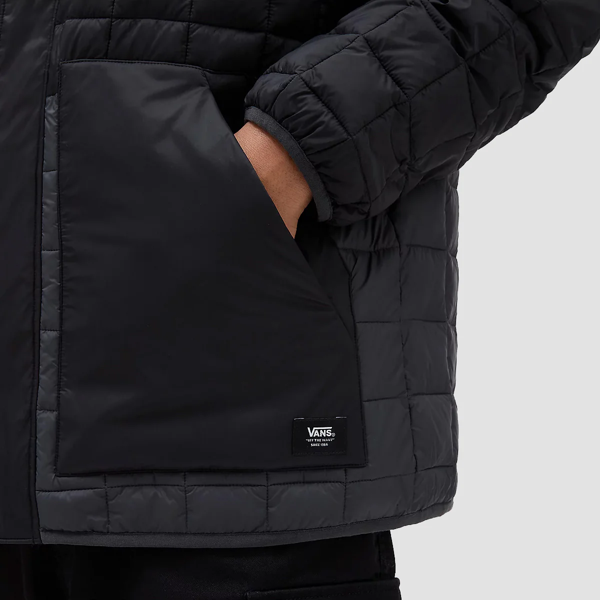 Vans Gunner MTE 1 Thermoball Jacket Black/Asphalt - Image 3