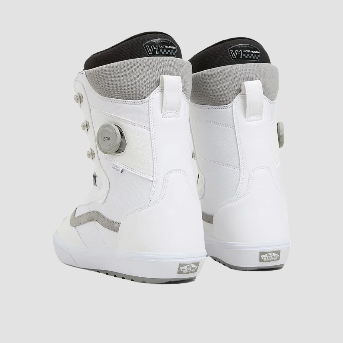 Vans Invado OG Snowboard Boots White/Grey - Image 2