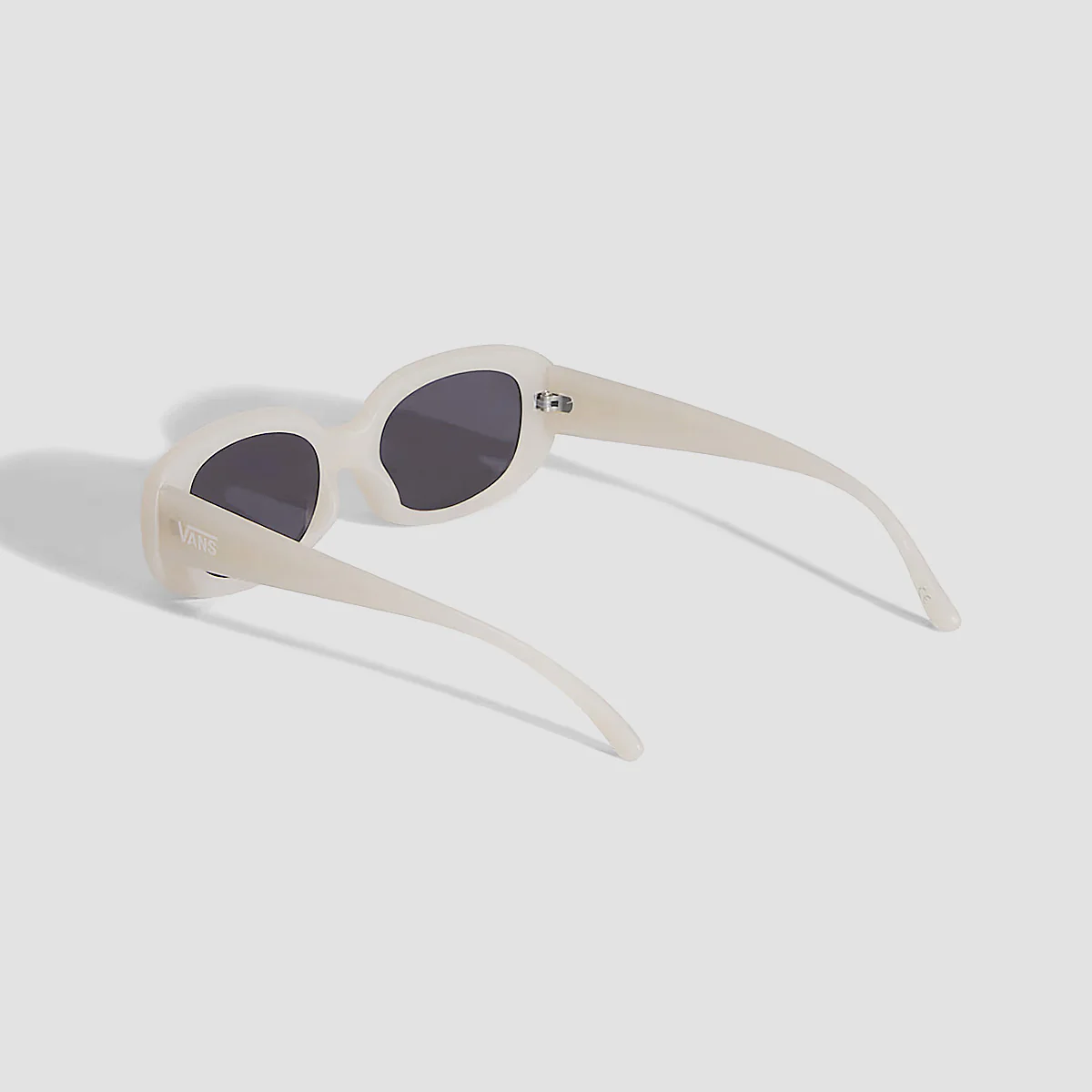 Vans Wheeling Sunglasses Turtledove - Image 2