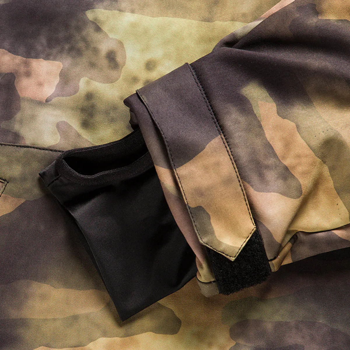 Volcom All I Got Pullover Crew Snow Jacket Camouflage - Image 2